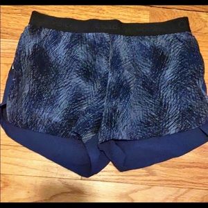 Outdoor voices shorts